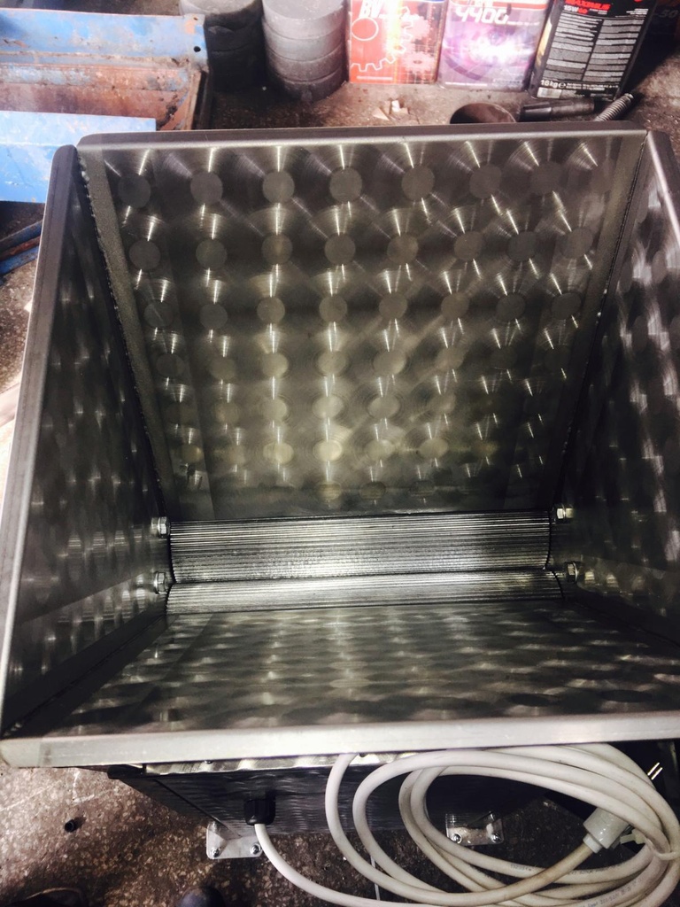 Walnut & Pistachio Grinding Machine Chrome Frame